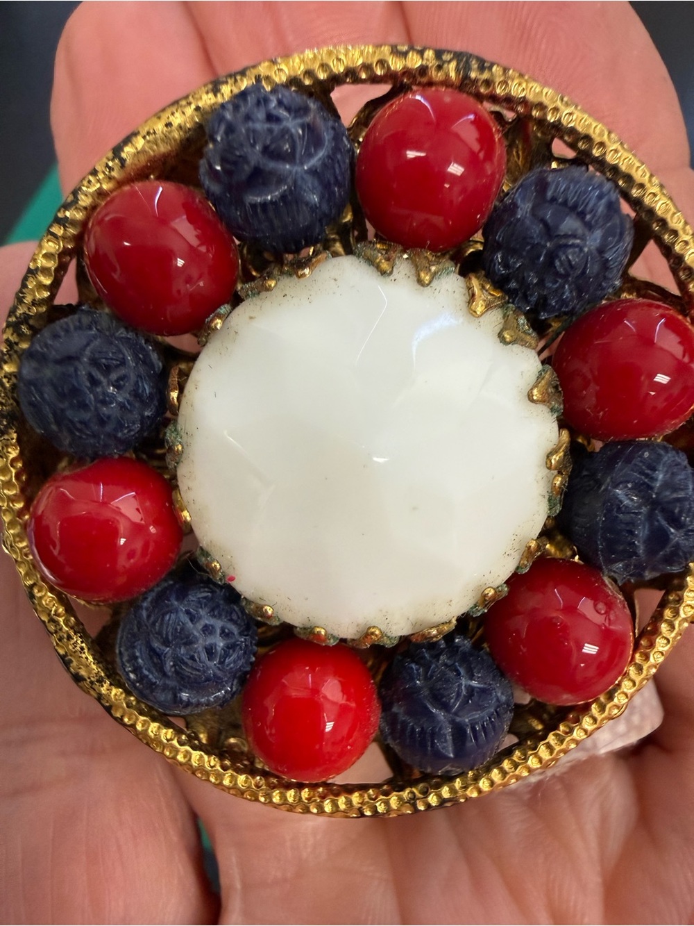 Freirich Brooch with Red, Navy & White Cabochons- Vintage - Picture 4 of 5